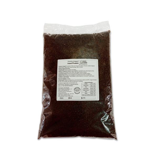 Farinha de Tenébrio Integral Ybynsect em pote, suplemento de proteína de inseto hipoalergênica para cães e gatos com registro no MAPA.